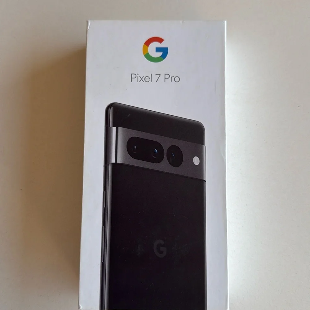 New! Google Pixel 7 Smartphone.New! Google Pixel Watch w/New! G Pixel Watch Band